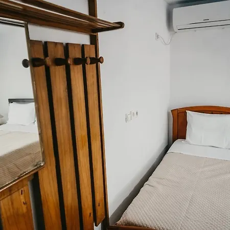 Edmond 4* Gjirokastër