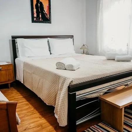 Edmond 4* Gjirokastër