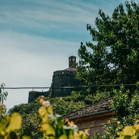 Edmond 4* Gjirokastër