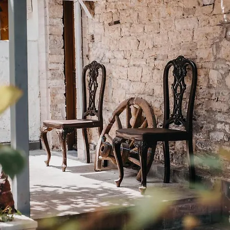 Edmond Guest house 4*