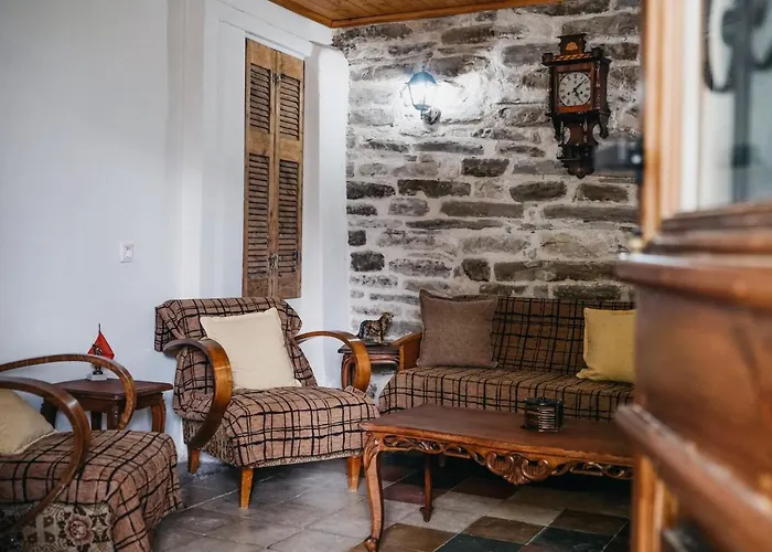 Edmond Guest house Gjirokaster