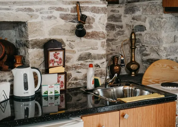 Guest house Edmond 4*